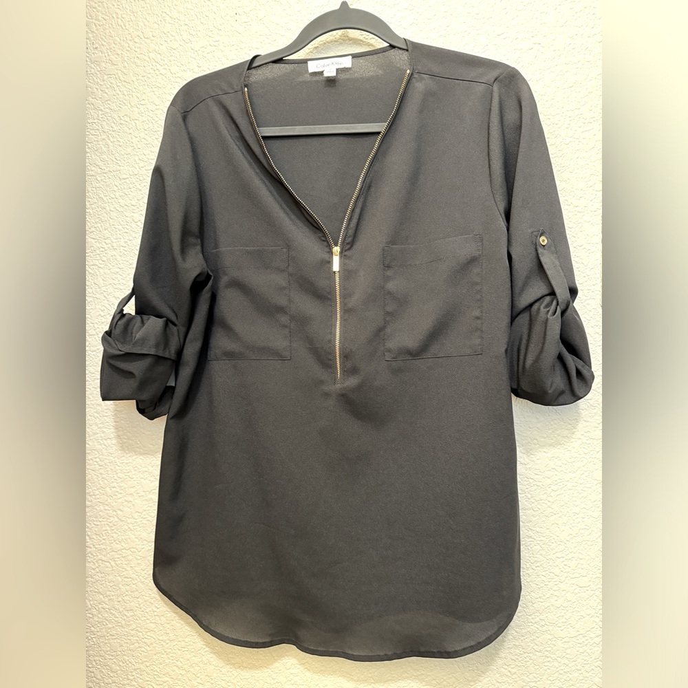🤍 Calvin Klein Roll Tab Blouse with Gold Zipper Black Medium